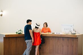 Villa Blanca Hotel & Restaurant