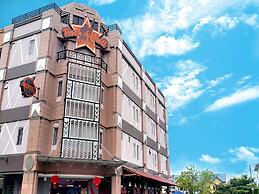 Rock & Roll Hotel