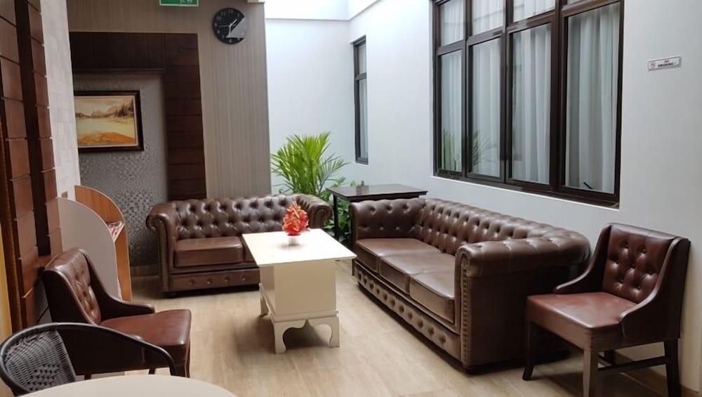 Casa de Wanea Hotel & Resto