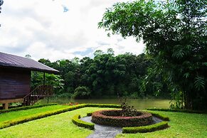 Kandy Cabana Eco Resort