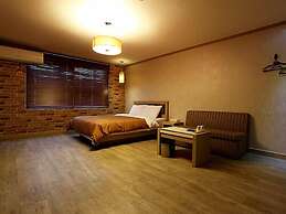 Chuncheon Myeongdong Hotel