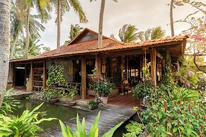 Mango Beach Resort