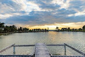 Mango Beach Resort