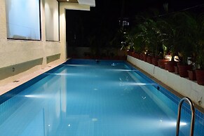 The Flora Grand