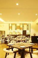 The Flora Grand