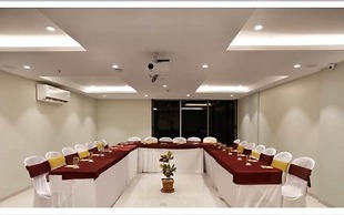 The Flora Grand