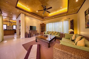 Baan Buaa - 3 Bedroom Beach Side Villa