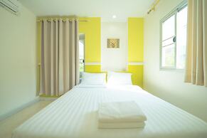 Hotel B