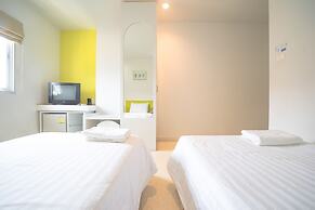 Hotel B