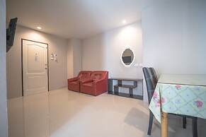 Hotel B