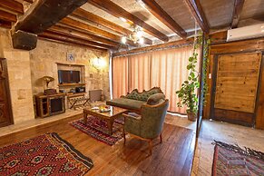 Sultan Cave Suites