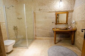 Sultan Cave Suites