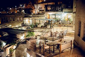 Sultan Cave Suites