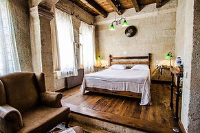 Sultan Cave Suites