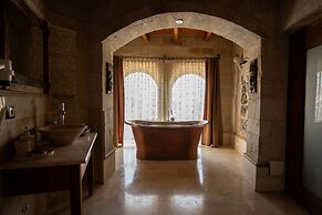 Sultan Cave Suites