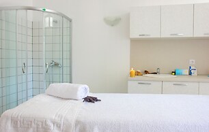 The Vineyards Spa & Resort