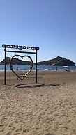 Dolphin Apart & Hotel