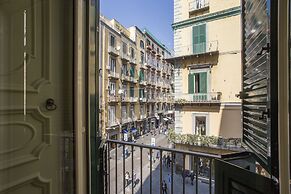 Napoli Class Luxury Rooms & Suites