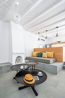Dreambox Mykonos Suites and Mini Villas