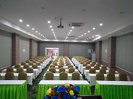 May Flower Grand Hotel Korat