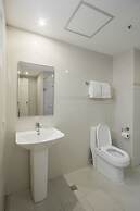 Salcedo Suites