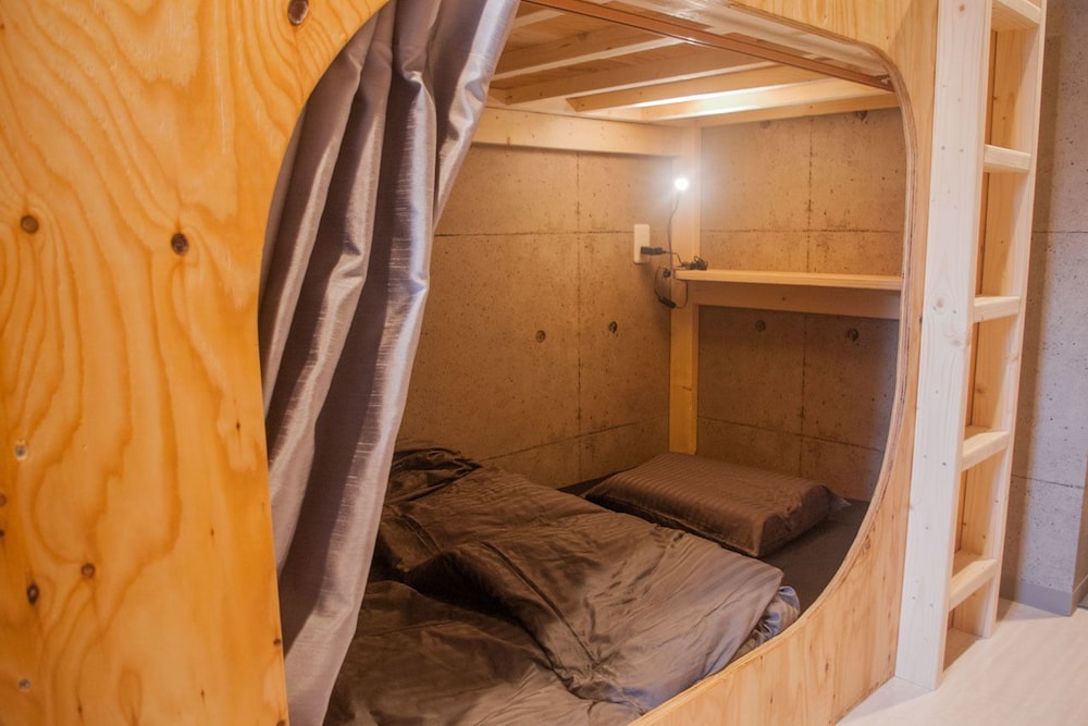 Picnic Hostel Osaka