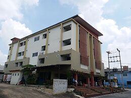 TongPrasit Place