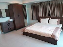 TongPrasit Place