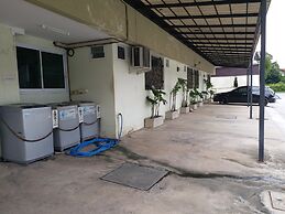 TongPrasit Place