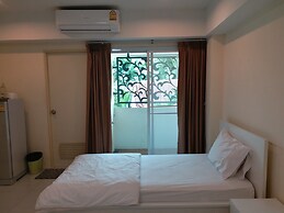 TongPrasit Place