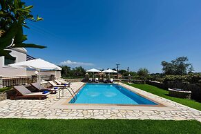 Il Tesori Dassia Villas