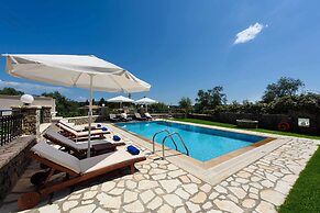 Il Tesori Dassia Villas