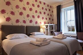 Cawdor House