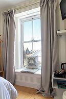 Cawdor House