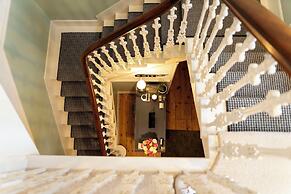 Cawdor House