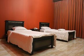 Grand Suites Hotel