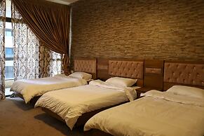 Grand Suites Hotel