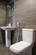 Grand Suites Hotel