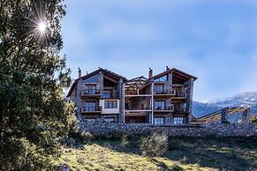 Azanias Chalet