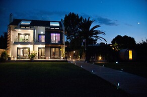 Seacret Apartments