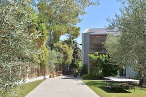 Seacret Apartments