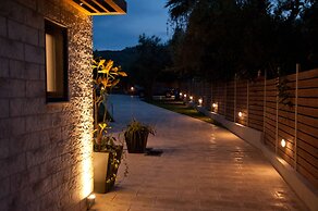 Seacret Apartments