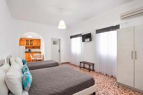 Villa Kavallaris & Apartments