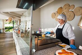 Jupiter Marina Hotel - Couples & Spa