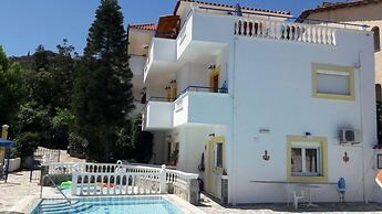 Zafiria Apartments