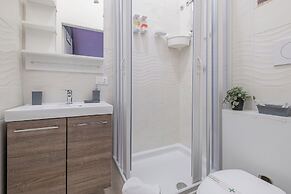 Damiani & Sister Guest House
