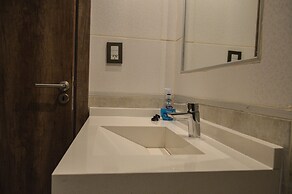 Leloir Suites & Meetings
