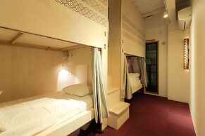 Hakata Minoshima Hostel FUTAGI
