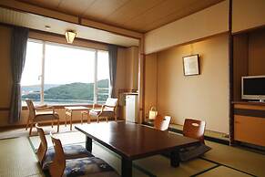 Toba Seaside Hotel