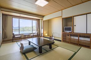 Toba Seaside Hotel